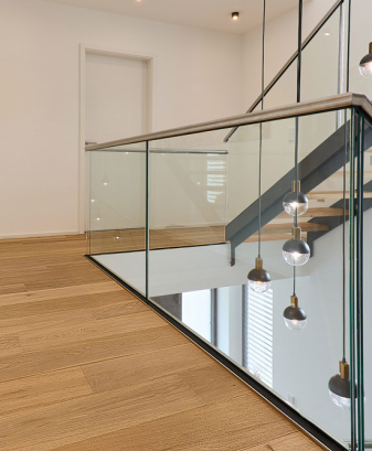 parquet rovere naturale con piccoli nodi plancia 03