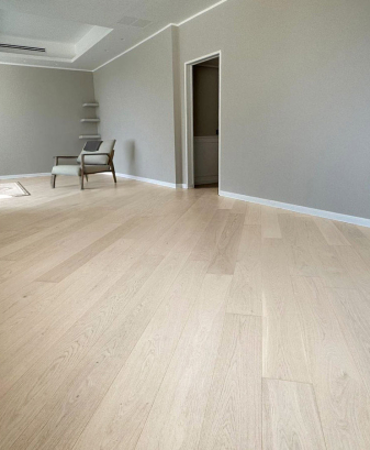 parquet rovere sbiancato maxiplancia con piccoli nodi maxiplancia 11